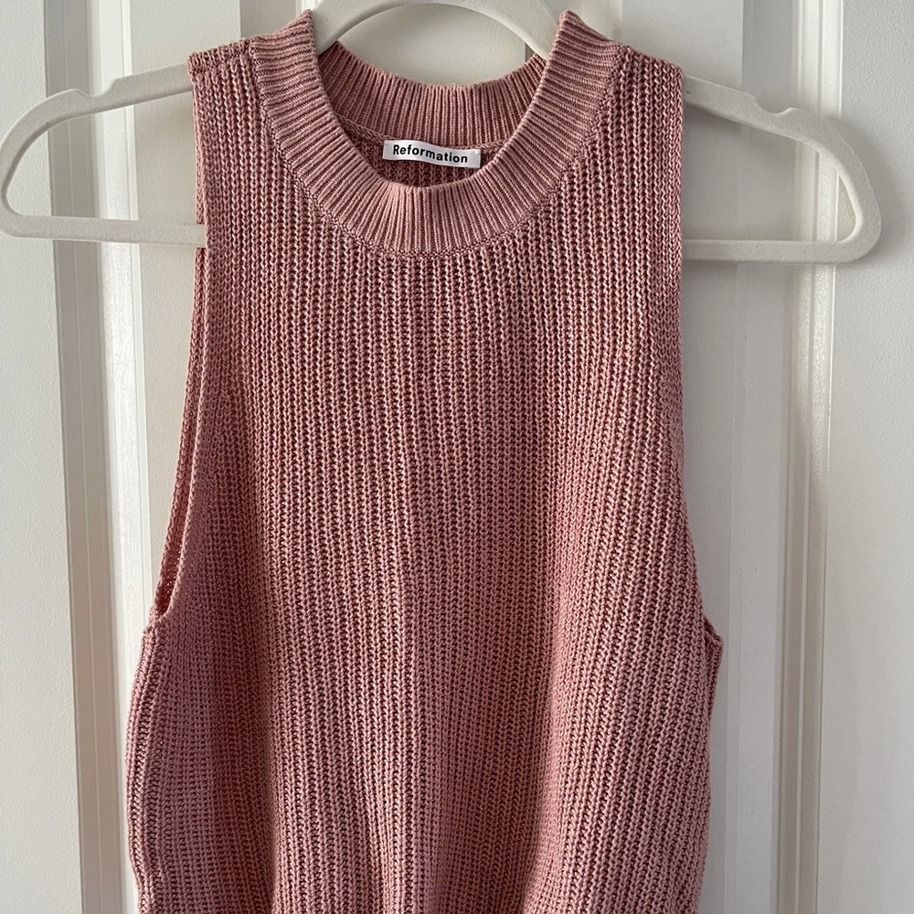 Cropped Tank Sweater - Picture 1 of 3